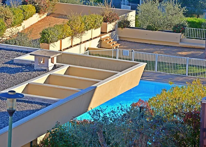 Le Cote Et Daire Nice